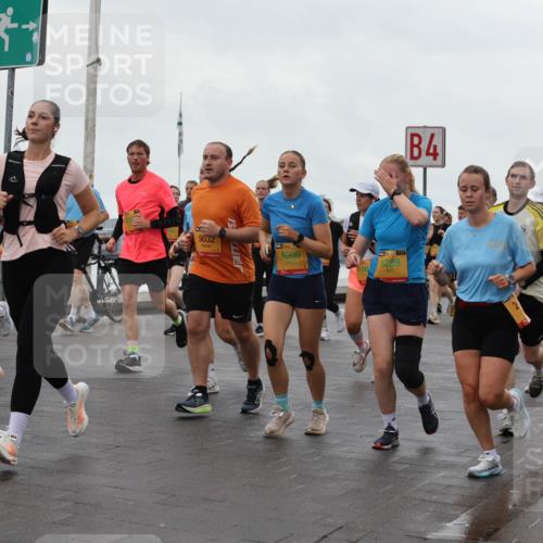 13.09.2026 - Kiel Lauf Andreas Tolksdorf http://msf.ph/oto/10403924 13.09.2026 11:04:13 Kiellinie 9032, 6609, 8289, 4 meine-sportfotos.de