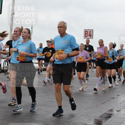 13.09.2026 - Kiel Lauf Andreas Tolksdorf http://msf.ph/oto/10403965 13.09.2026 11:04:17 Kiellinie 2904, 9457, 39, 12684, 4, 3955, 154, 4387, 3 meine-sportfotos.de