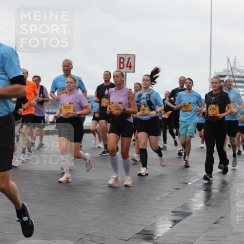 13.09.2026 - Kiel Lauf Andreas Tolksdorf http://msf.ph/oto/10403972 13.09.2026 11:04:18 Kiellinie 19, 3955, 4, 1207, 4181, 4387, 3, 2524 meine-sportfotos.de