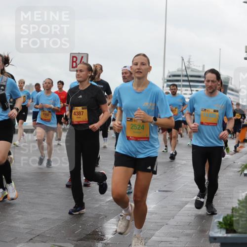 13.09.2026 - Kiel Lauf Andreas Tolksdorf http://msf.ph/oto/10404001 13.09.2026 11:04:19 Kiellinie 3190, 4181, 39, 11435, 1502, 38, 4387, 2524 meine-sportfotos.de