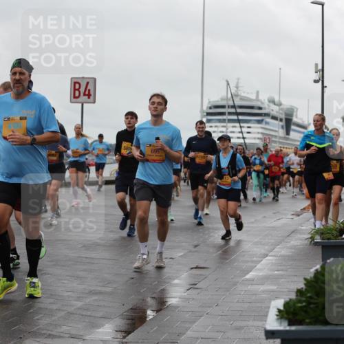 13.09.2026 - Kiel Lauf Andreas Tolksdorf http://msf.ph/oto/10404031 13.09.2026 11:04:24 Kiellinie 4, 580, 695, 12322, 9397 meine-sportfotos.de