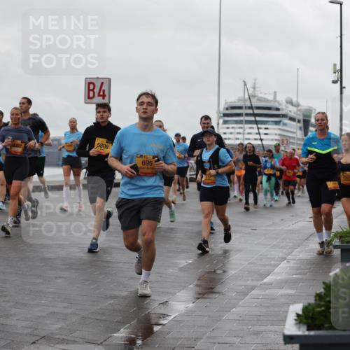 13.09.2026 - Kiel Lauf Andreas Tolksdorf http://msf.ph/oto/10404046 13.09.2026 11:04:24 Kiellinie 38, 4303, 4, 5808, 9397, 39, 695, 3, 7529 meine-sportfotos.de