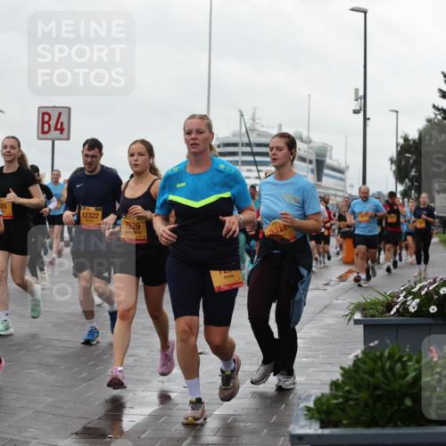 13.09.2026 - Kiel Lauf Andreas Tolksdorf http://msf.ph/oto/10404098 13.09.2026 11:04:27 Kiellinie 2801, 313, 4, 385, 12322, 7529 meine-sportfotos.de