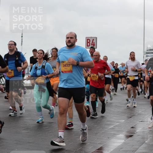 13.09.2026 - Kiel Lauf Andreas Tolksdorf http://msf.ph/oto/10404136 13.09.2026 11:04:32 Kiellinie 6866, 271, 39, 3433, 4, 8873, 3760, 5133 meine-sportfotos.de