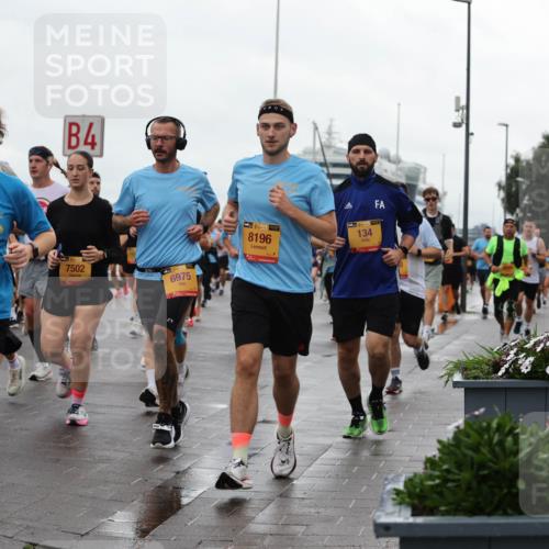 13.09.2026 - Kiel Lauf Andreas Tolksdorf http://msf.ph/oto/10404180 13.09.2026 11:04:37 Kiellinie 3299, 38, 7533, 4, 7502, 6975, 39, 8196, 134 meine-sportfotos.de