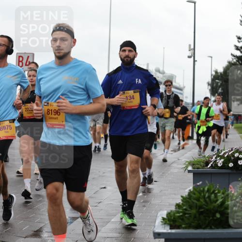 13.09.2026 - Kiel Lauf Andreas Tolksdorf http://msf.ph/oto/10404200 13.09.2026 11:04:37 Kiellinie 38, 7502, 38, 6975, 2220, 39, 8196, 38, 134, 12847, 555 meine-sportfotos.de