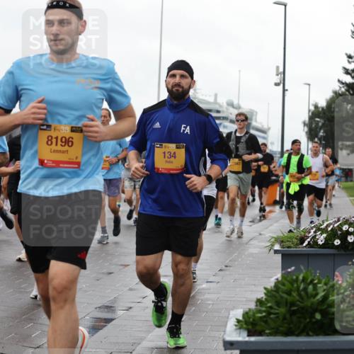 13.09.2026 - Kiel Lauf Andreas Tolksdorf http://msf.ph/oto/10404205 13.09.2026 11:04:38 Kiellinie 6975, 4, 38, 8196, 38, 134, 12847, 12 meine-sportfotos.de