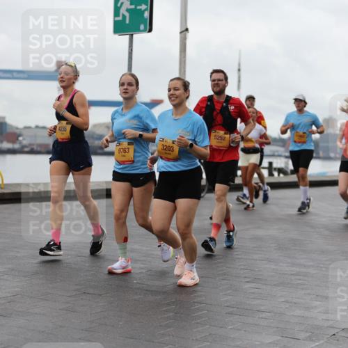 13.09.2026 - Kiel Lauf Andreas Tolksdorf http://msf.ph/oto/10404232 13.09.2026 11:04:57 Kiellinie 4235, 39, 9763, 39, 3203, 5252, 4, 3349 meine-sportfotos.de