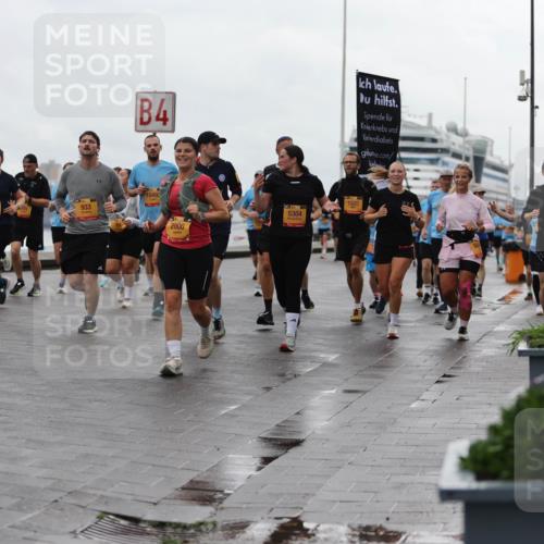 13.09.2026 - Kiel Lauf Andreas Tolksdorf http://msf.ph/oto/10404323 13.09.2026 11:05:03 Kiellinie 9751, 933, 2, 4, 10493, 2006, 5304, 1747 meine-sportfotos.de