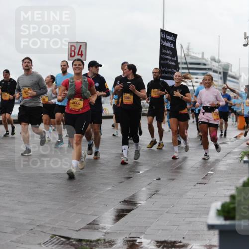 13.09.2026 - Kiel Lauf Andreas Tolksdorf http://msf.ph/oto/10404331 13.09.2026 11:05:03 Kiellinie 9751, 7201, 932, 4, 2006, 5304, 1322, 508, 2, 1747 meine-sportfotos.de