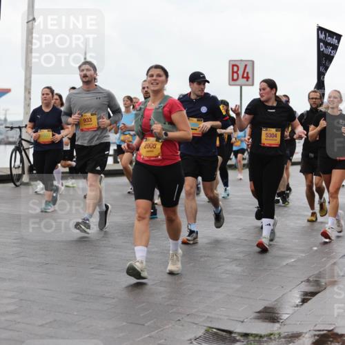13.09.2026 - Kiel Lauf Andreas Tolksdorf http://msf.ph/oto/10404345 13.09.2026 11:05:04 Kiellinie 9751, 933, 4, 2006, 5304, 2620, 508, 83 meine-sportfotos.de