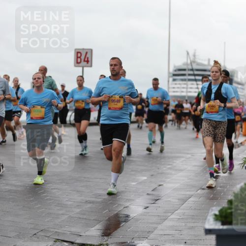 13.09.2026 - Kiel Lauf Andreas Tolksdorf http://msf.ph/oto/10404407 13.09.2026 11:05:14 Kiellinie 517, 4, 9066, 39, 9649, 8586 meine-sportfotos.de