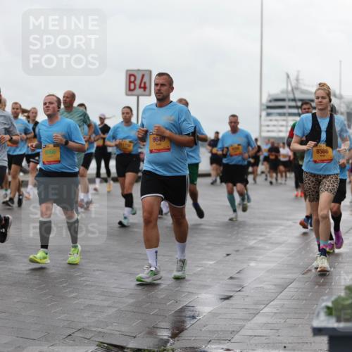 13.09.2026 - Kiel Lauf Andreas Tolksdorf http://msf.ph/oto/10404411 13.09.2026 11:05:14 Kiellinie 4, 9066, 9649, 8586 meine-sportfotos.de