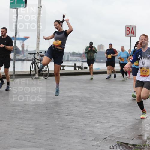 13.09.2026 - Kiel Lauf Andreas Tolksdorf http://msf.ph/oto/10404495 13.09.2026 11:05:20 Kiellinie 857, 4, 6155, 027 meine-sportfotos.de