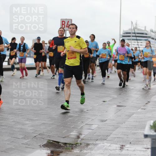 13.09.2026 - Kiel Lauf Andreas Tolksdorf http://msf.ph/oto/10404512 13.09.2026 11:05:23 Kiellinie 39, 1820, 4, 719, 7778, 11631 meine-sportfotos.de