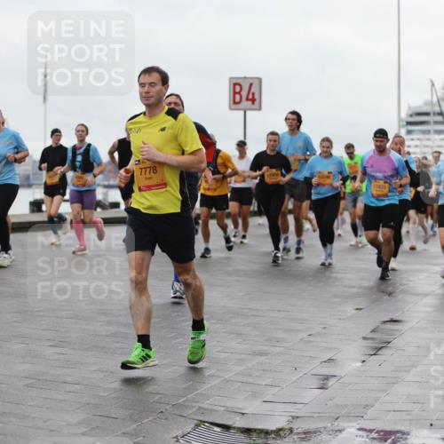13.09.2026 - Kiel Lauf Andreas Tolksdorf http://msf.ph/oto/10404528 13.09.2026 11:05:24 Kiellinie 182, 8936, 7778, 4, 11631, 2161 meine-sportfotos.de