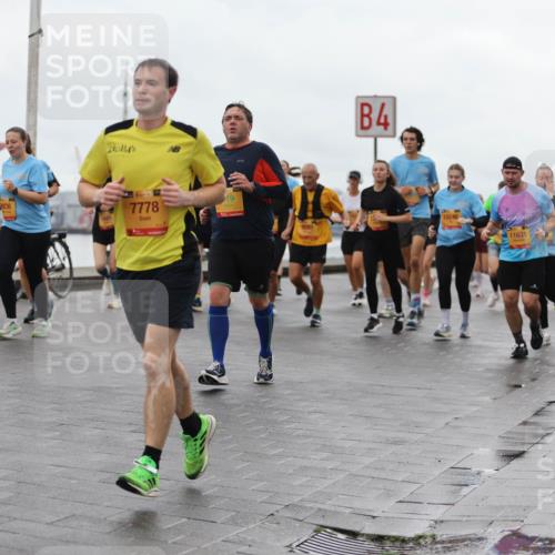 13.09.2026 - Kiel Lauf Andreas Tolksdorf http://msf.ph/oto/10404537 13.09.2026 11:05:24 Kiellinie 936, 1, 38, 7778, 19, 9282, 4, 10246, 11631, 2161 meine-sportfotos.de