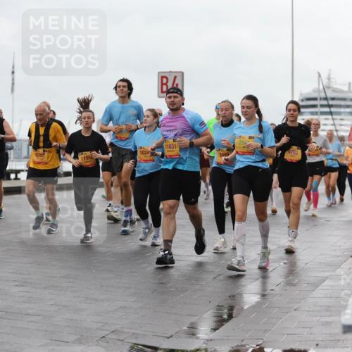13.09.2026 - Kiel Lauf Andreas Tolksdorf http://msf.ph/oto/10404557 13.09.2026 11:05:26 Kiellinie 11631, 9282, 1024, 11956, 3599, 6762, 10482 meine-sportfotos.de