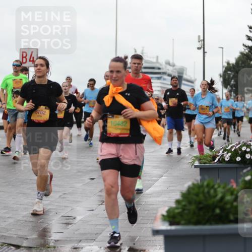 13.09.2026 - Kiel Lauf Andreas Tolksdorf http://msf.ph/oto/10404596 13.09.2026 11:05:27 Kiellinie 3678, 4, 6762, 10482, 9817 meine-sportfotos.de