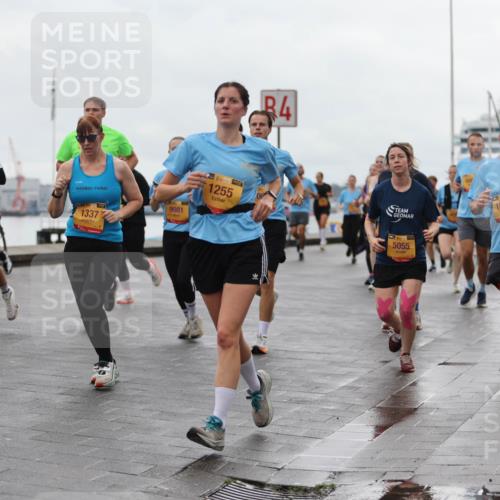13.09.2026 - Kiel Lauf Andreas Tolksdorf http://msf.ph/oto/10404658 13.09.2026 11:05:34 Kiellinie 12253, 1337, 84, 9981, 38, 1255, 5055, 10832 meine-sportfotos.de