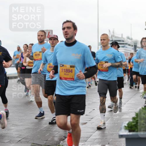 13.09.2026 - Kiel Lauf Andreas Tolksdorf http://msf.ph/oto/10404712 13.09.2026 11:05:36 Kiellinie 4238, 5696, 4, 39, 115, 466, 11894 meine-sportfotos.de