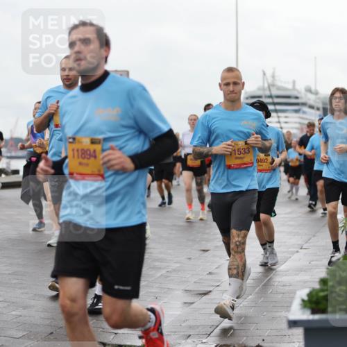 13.09.2026 - Kiel Lauf Andreas Tolksdorf http://msf.ph/oto/10404719 13.09.2026 11:05:37 Kiellinie 11894, 39, 1533, 0492 meine-sportfotos.de
