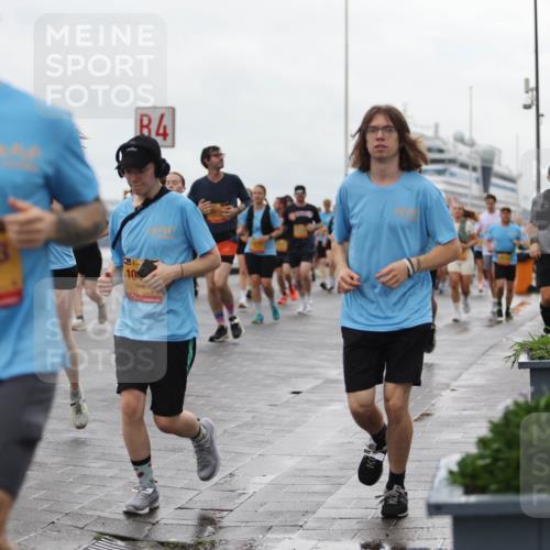 13.09.2026 - Kiel Lauf Andreas Tolksdorf http://msf.ph/oto/10404740 13.09.2026 11:05:38 Kiellinie 4, 11533, 10 meine-sportfotos.de