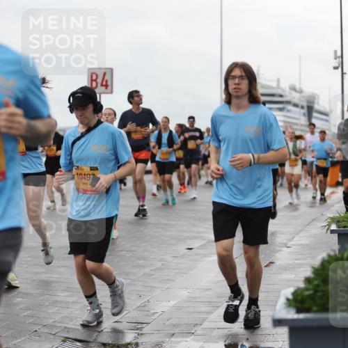 13.09.2026 - Kiel Lauf Andreas Tolksdorf http://msf.ph/oto/10404741 13.09.2026 11:05:38 Kiellinie 4, 11533, 38, 10492 meine-sportfotos.de