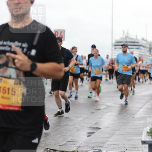 13.09.2026 - Kiel Lauf Andreas Tolksdorf http://msf.ph/oto/10404777 13.09.2026 11:05:47 Kiellinie 1615 meine-sportfotos.de