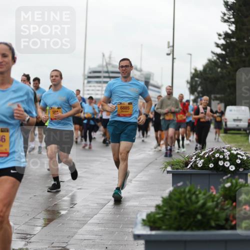 13.09.2026 - Kiel Lauf Andreas Tolksdorf http://msf.ph/oto/10404849 13.09.2026 11:05:50 Kiellinie 31, 12346, 50, 39, 6885 meine-sportfotos.de