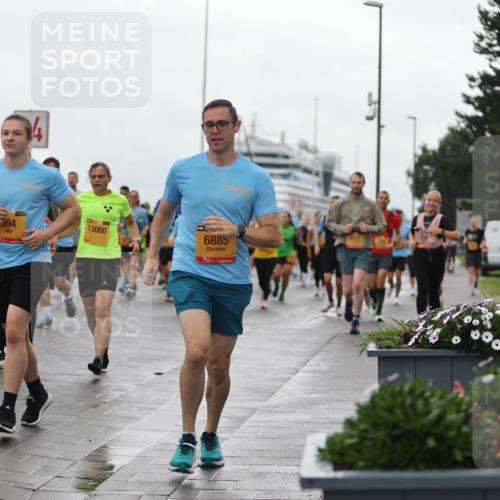 13.09.2026 - Kiel Lauf Andreas Tolksdorf http://msf.ph/oto/10404863 13.09.2026 11:05:51 Kiellinie 594, 13000, 6885 meine-sportfotos.de