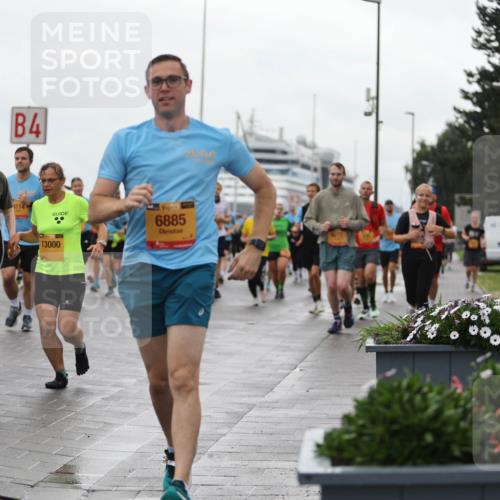 13.09.2026 - Kiel Lauf Andreas Tolksdorf http://msf.ph/oto/10404874 13.09.2026 11:05:52 Kiellinie 4, 114, 1, 38, 6885, 13000 meine-sportfotos.de