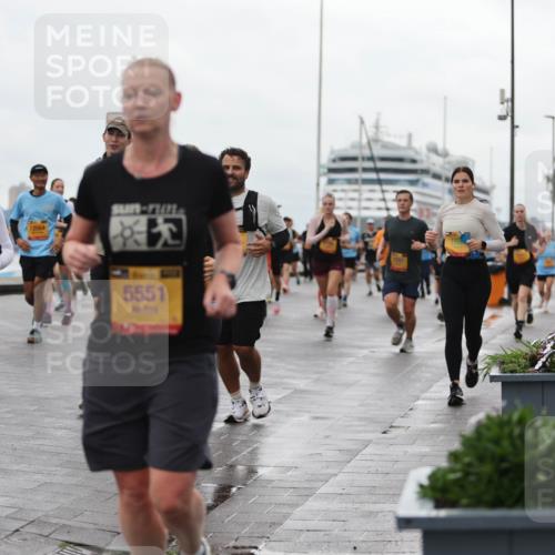 13.09.2026 - Kiel Lauf Andreas Tolksdorf http://msf.ph/oto/10404908 13.09.2026 11:06:03 Kiellinie 12564, 5551 meine-sportfotos.de