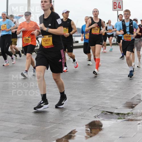 13.09.2026 - Kiel Lauf Andreas Tolksdorf http://msf.ph/oto/10404945 13.09.2026 11:06:09 Kiellinie 4285, 3016, 1394, 12411, 784, 4, 7178, 12030 meine-sportfotos.de