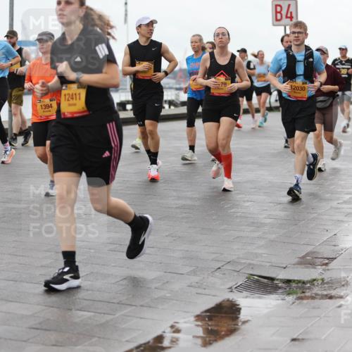 13.09.2026 - Kiel Lauf Andreas Tolksdorf http://msf.ph/oto/10404948 13.09.2026 11:06:09 Kiellinie 3016, 38, 1394, 12411, 4, 12030, 9590 meine-sportfotos.de