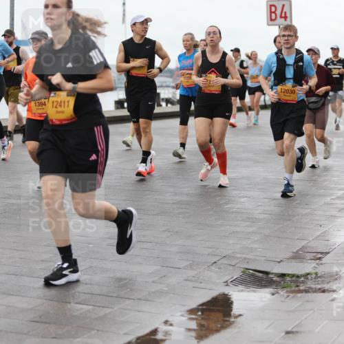 13.09.2026 - Kiel Lauf Andreas Tolksdorf http://msf.ph/oto/10404949 13.09.2026 11:06:09 Kiellinie 3016, 1394, 12411, 2351, 4, 12030 meine-sportfotos.de