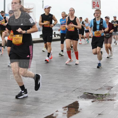 13.09.2026 - Kiel Lauf Andreas Tolksdorf http://msf.ph/oto/10404951 13.09.2026 11:06:09 Kiellinie 3016, 1394, 12411, 4, 178, 12030 meine-sportfotos.de