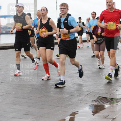 13.09.2026 - Kiel Lauf Andreas Tolksdorf http://msf.ph/oto/10404975 13.09.2026 11:06:10 Kiellinie 4, 38, 17, 7178, 12030, 07, 9590, 11298 meine-sportfotos.de