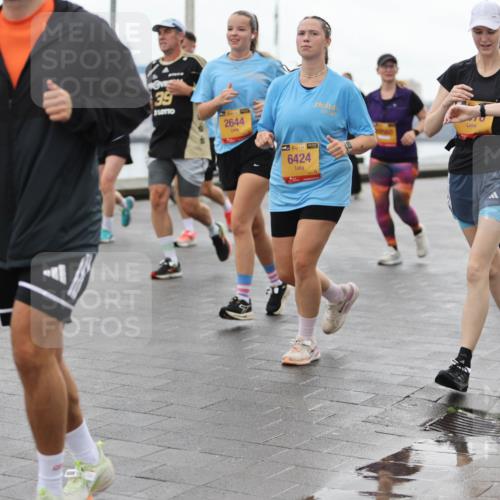 13.09.2026 - Kiel Lauf Andreas Tolksdorf http://msf.ph/oto/10405010 13.09.2026 11:06:14 Kiellinie 39, 2644, 6424 meine-sportfotos.de