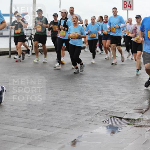 13.09.2026 - Kiel Lauf Andreas Tolksdorf http://msf.ph/oto/10405135 13.09.2026 11:06:21 Kiellinie 3482, 8802, 9746, 5729, 4, 128, 4454 meine-sportfotos.de