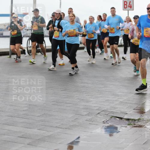 13.09.2026 - Kiel Lauf Andreas Tolksdorf http://msf.ph/oto/10405137 13.09.2026 11:06:22 Kiellinie 3482, 6802, 5729, 1742, 4, 12843, 44, 39 meine-sportfotos.de