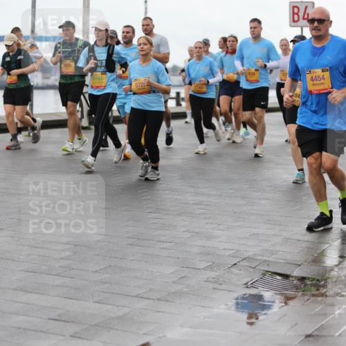 13.09.2026 - Kiel Lauf Andreas Tolksdorf http://msf.ph/oto/10405144 13.09.2026 11:06:22 Kiellinie 8802, 9746, 5725, 1742, 635, 4, 284, 4454 meine-sportfotos.de