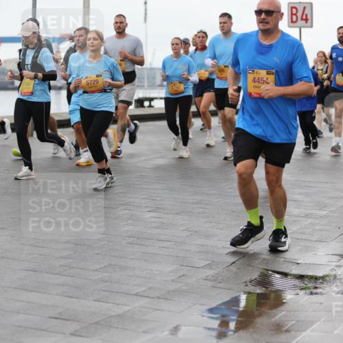 13.09.2026 - Kiel Lauf Andreas Tolksdorf http://msf.ph/oto/10405154 13.09.2026 11:06:22 Kiellinie 9746, 5729, 1742, 635, 39, 445, 4 meine-sportfotos.de