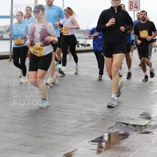 13.09.2026 - Kiel Lauf Andreas Tolksdorf http://msf.ph/oto/10405164 13.09.2026 11:06:24 Kiellinie 6064, 1742, 1, 38, 12843, 4, 2377, 7160, 4, 38, 2969 meine-sportfotos.de