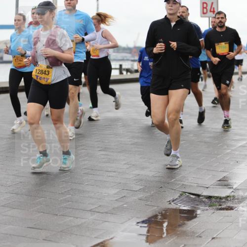 13.09.2026 - Kiel Lauf Andreas Tolksdorf http://msf.ph/oto/10405166 13.09.2026 11:06:24 Kiellinie 6064, 1742, 38, 12843, 4, 237, 7160, 2969 meine-sportfotos.de