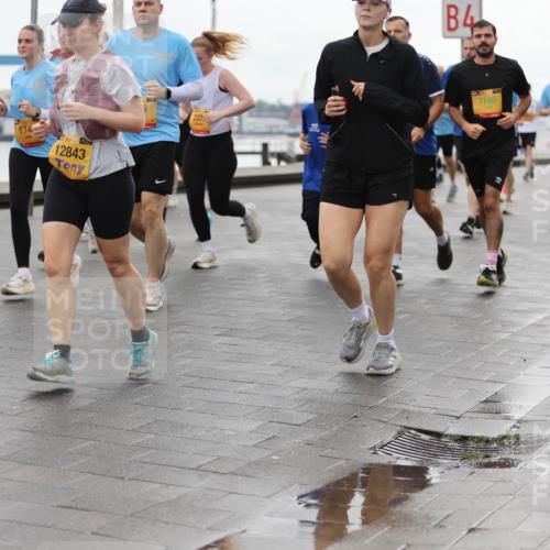 13.09.2026 - Kiel Lauf Andreas Tolksdorf http://msf.ph/oto/10405167 13.09.2026 11:06:24 Kiellinie 174, 4, 38, 12843, 4, 7160, 2969 meine-sportfotos.de