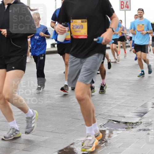 13.09.2026 - Kiel Lauf Andreas Tolksdorf http://msf.ph/oto/10405195 13.09.2026 11:06:25 Kiellinie 2969, 4, 7725, 1225, 4583 meine-sportfotos.de