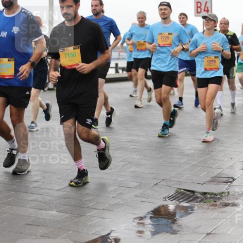 13.09.2026 - Kiel Lauf Andreas Tolksdorf http://msf.ph/oto/10405218 13.09.2026 11:06:26 Kiellinie 38, 4408, 139, 2458, 7160, 7725, 4, 1225, 4563 meine-sportfotos.de
