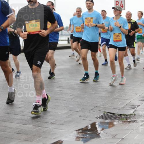 13.09.2026 - Kiel Lauf Andreas Tolksdorf http://msf.ph/oto/10405222 13.09.2026 11:06:26 Kiellinie 39, 7160, 55, 7725, 4, 39, 1225, 4563 meine-sportfotos.de