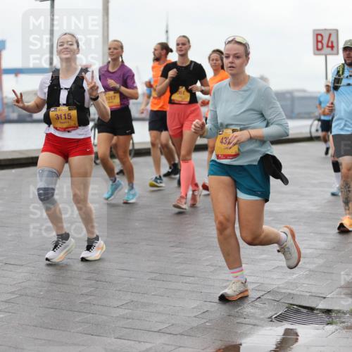 13.09.2026 - Kiel Lauf Andreas Tolksdorf http://msf.ph/oto/10405292 13.09.2026 11:06:31 Kiellinie 38, 3115, 1017, 4, 43, 5919, 10403 meine-sportfotos.de
